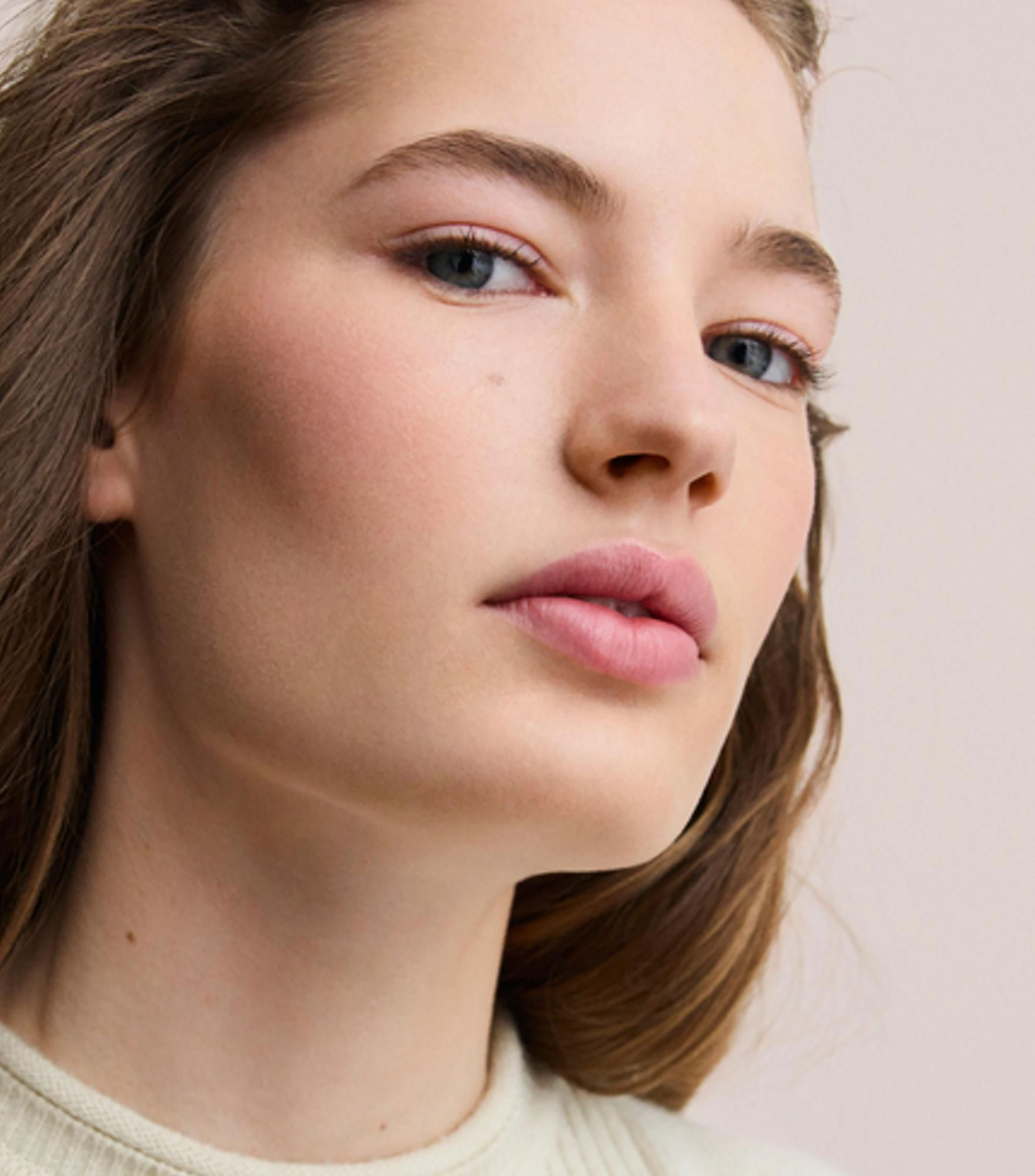 Labial Rose mate, 4 g